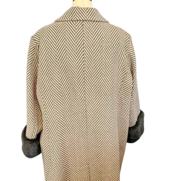 🧥 Lane Bryant Women’s Gray Herringbone Snap-Front Coat – Size 26/28 - Picture 5 of 13